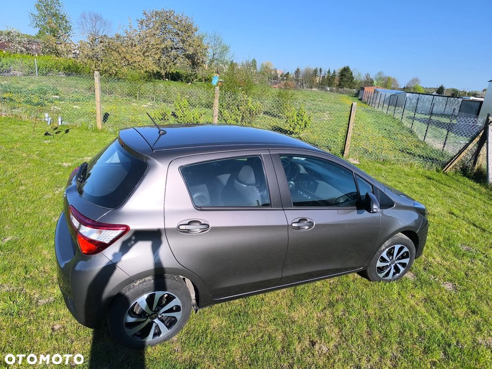 Toyota Yaris - 5