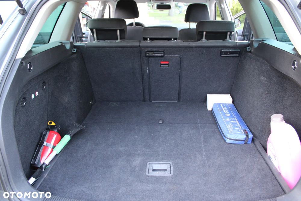 Volkswagen Golf 1.6 TDI Trendline - 14