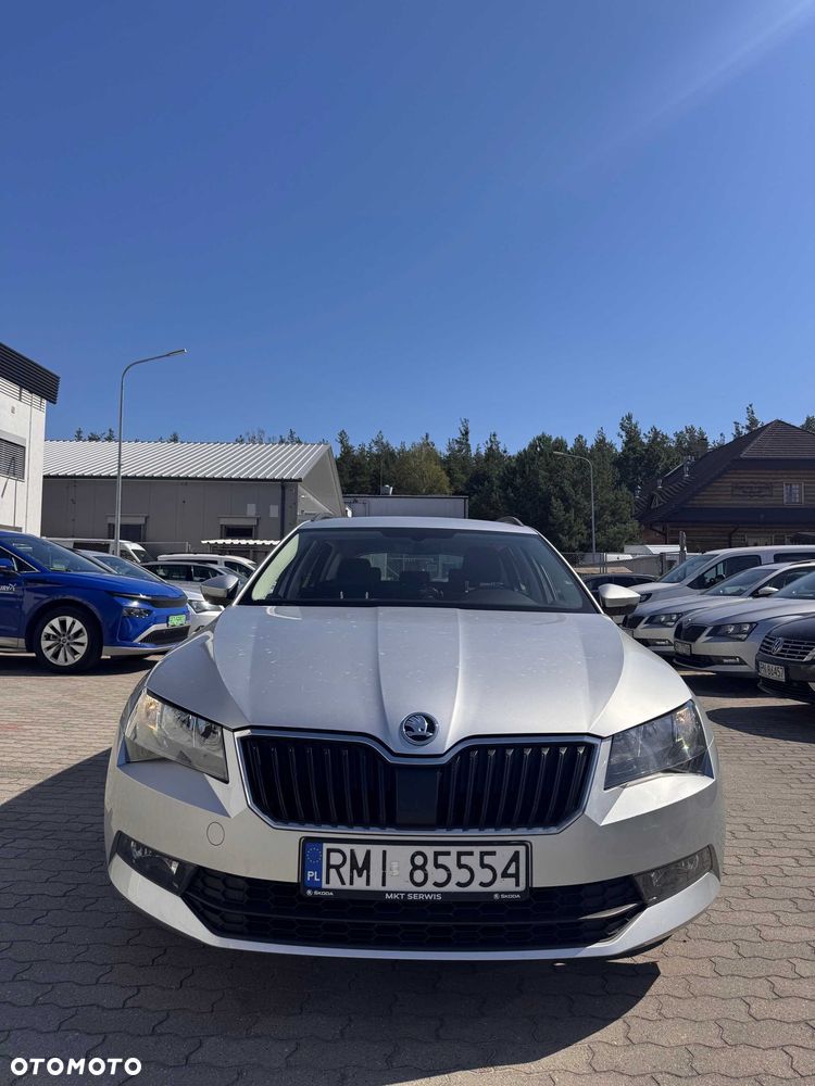 Skoda Superb - 1