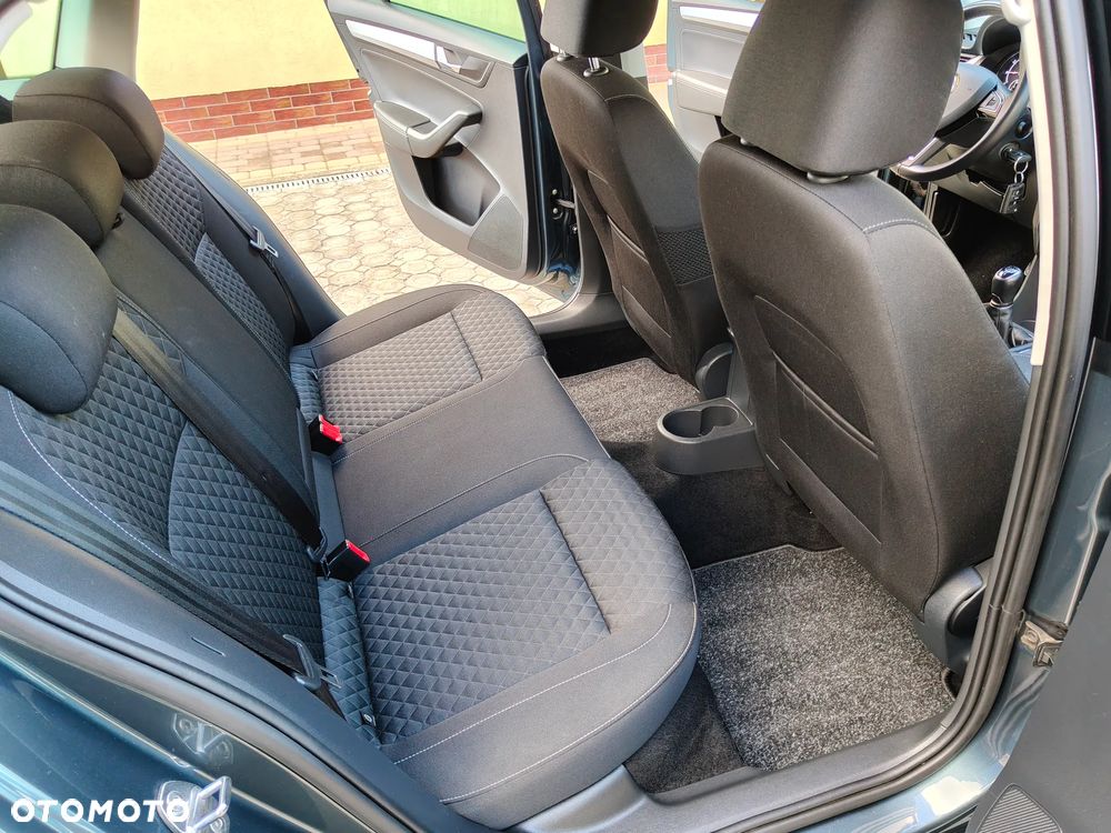 Skoda RAPID - 20