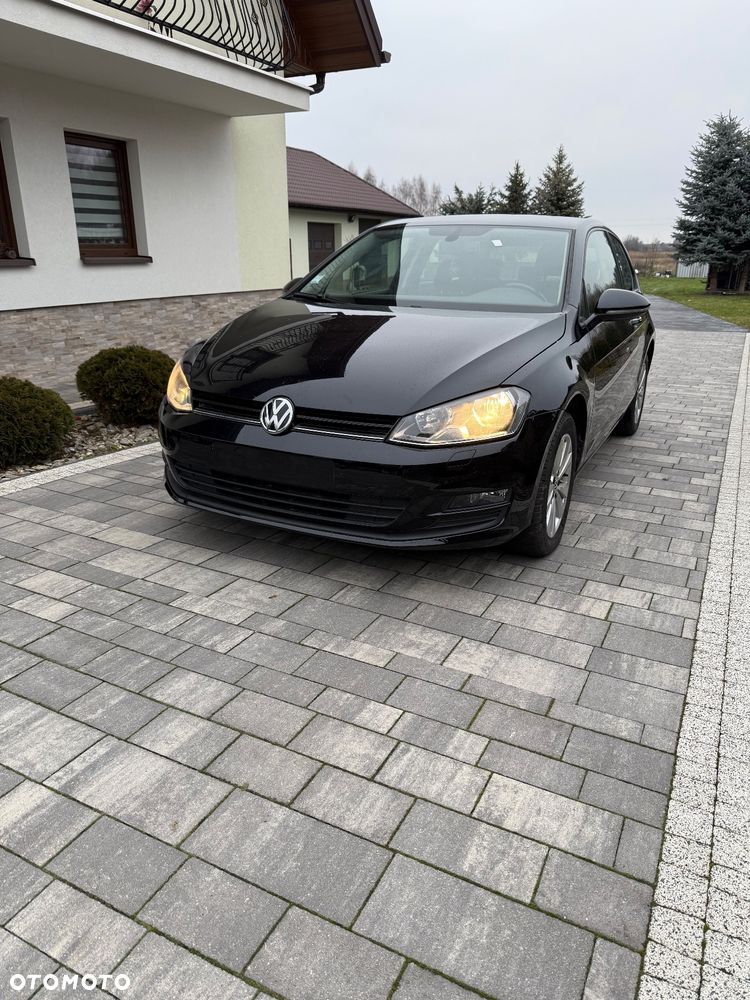 Volkswagen Golf 1.6 TDI DPF BlueMotion - 1