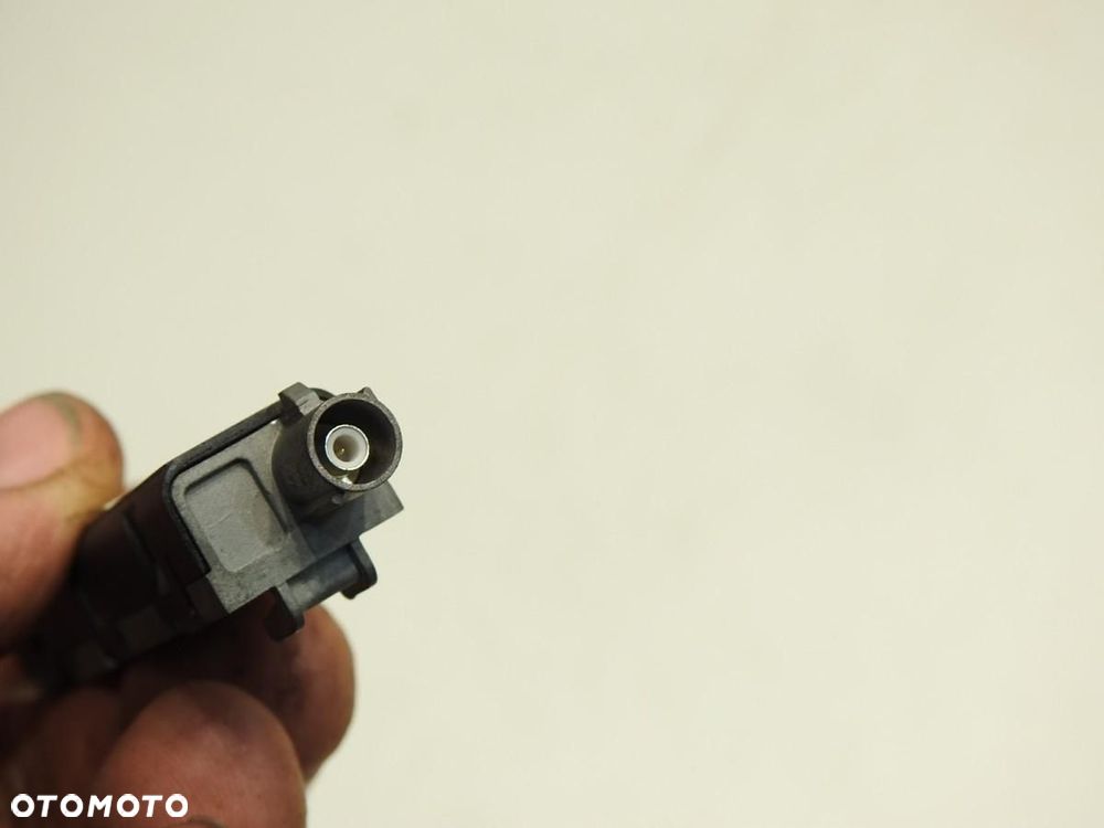 WZMACNIACZ ANTENOWY SKODA FABIA II 5J0035577 - 4