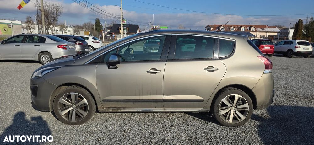 Peugeot 3008 1.6 BlueHDI S&S EAT6 Allure - 8