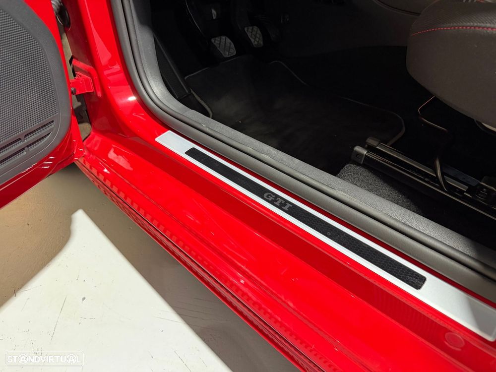 VW Up! GTI - 22