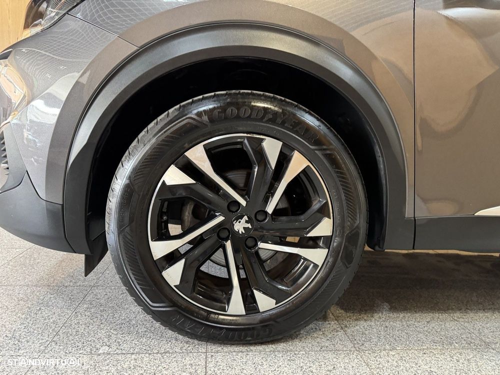Peugeot 2008 1.2 PureTech Allure - 33