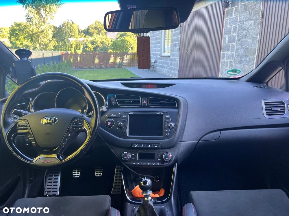 Kia Ceed 1.6 T-GDI GT L - 15