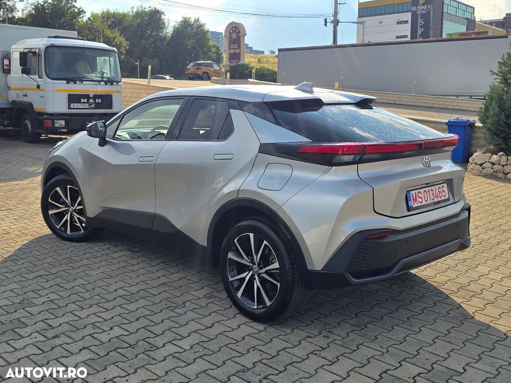 Toyota C-HR 2.0 HEV 197 CP 4x2 CVT Dynamic - 4