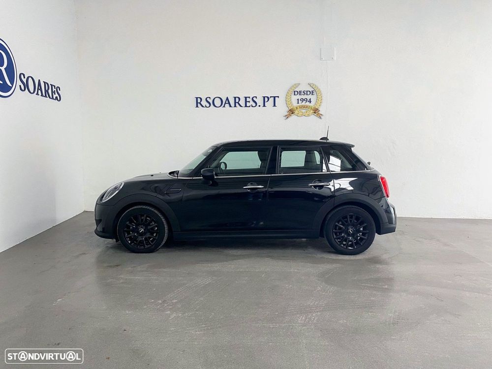 MINI 5 Portas Cooper Auto - 4