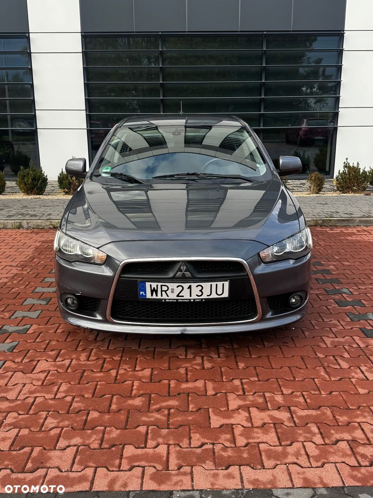 Mitsubishi Lancer - 2