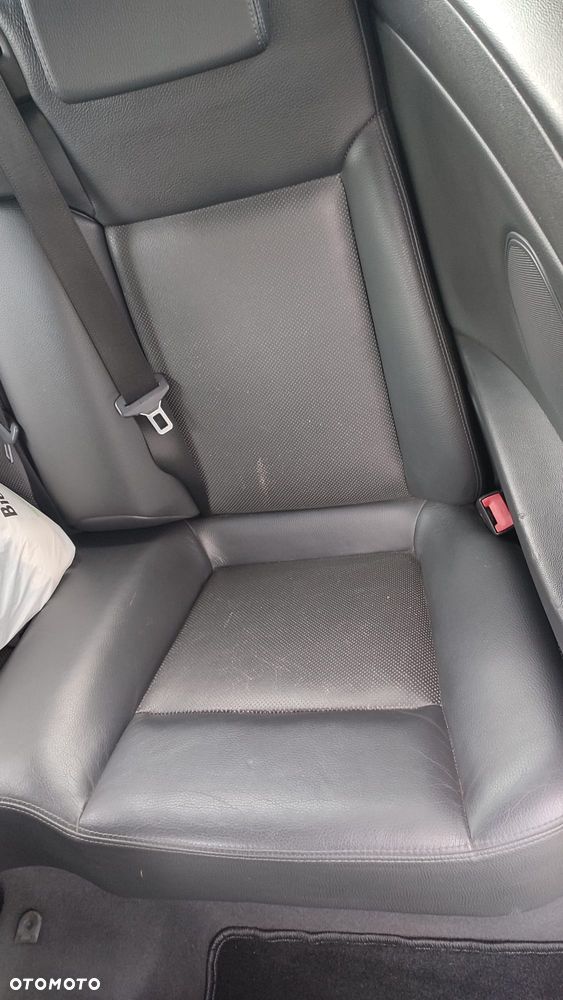 Opel Astra 1.9 CDTI Cosmo - 9