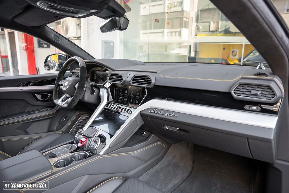 Lamborghini Urus 4.0 V8 - 14