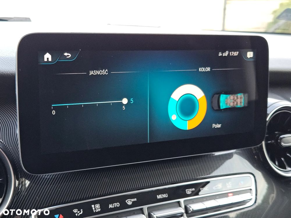 Mercedes-Benz Klasa V 300 d 4-Matic Avantgarde 9G-Tronic (d³ugi) - 36