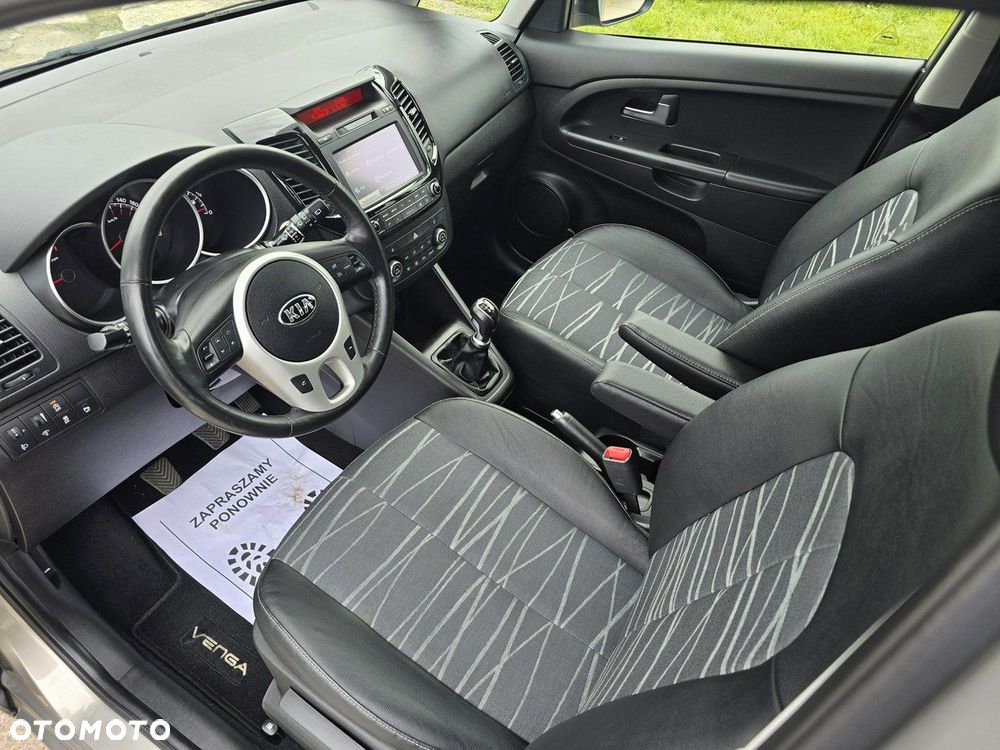 Kia Venga 1.6 Business Line - 8