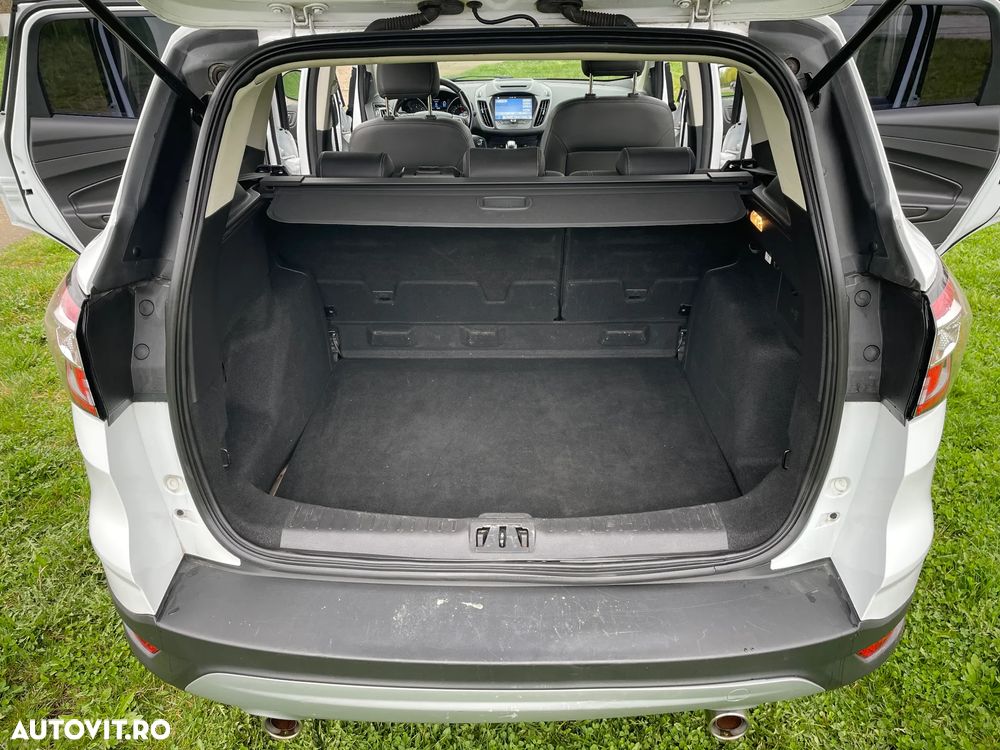 Ford Kuga 2.0 TDCi 4x4 Aut. Titanium - 13