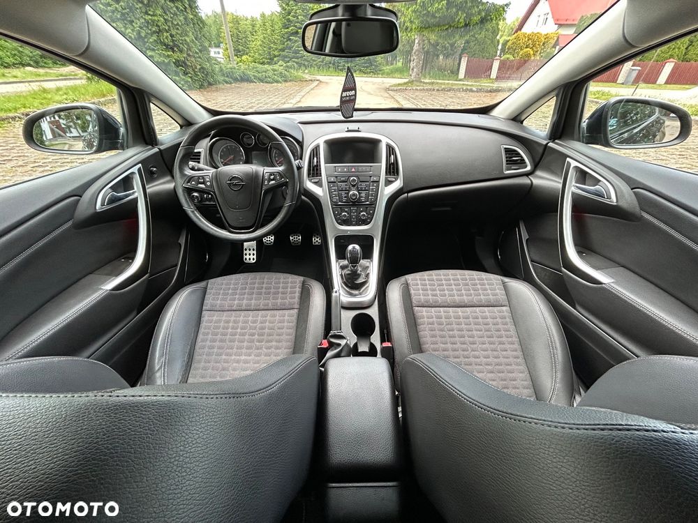 Opel Astra 1.6 T SIDI Sport S&S - 12