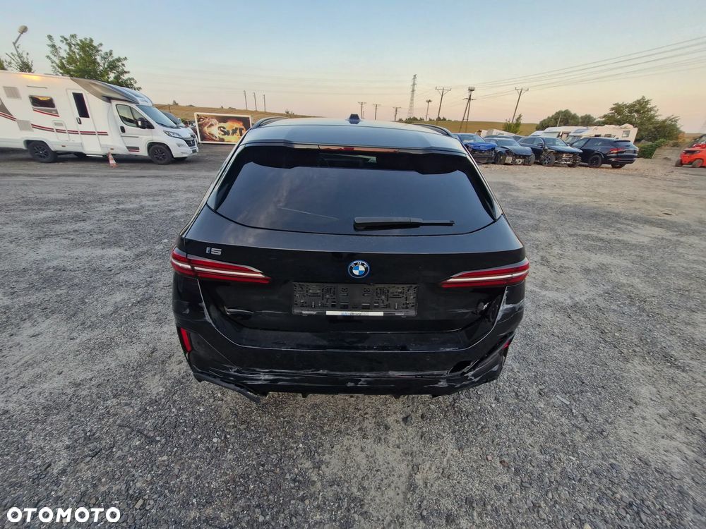 BMW i5 eDrive40 - 16