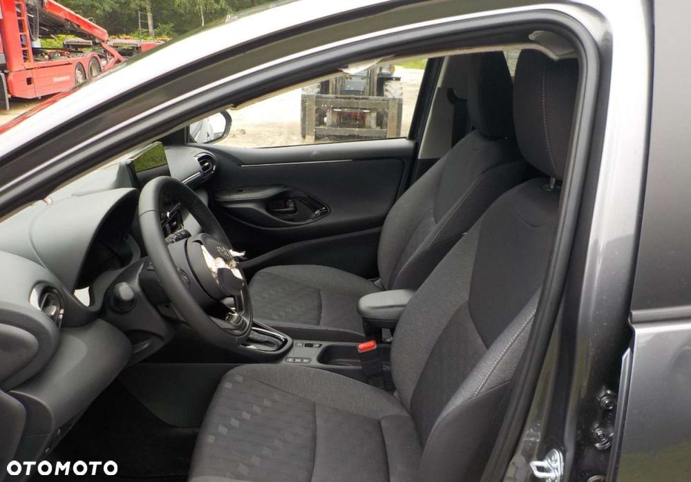 Toyota Yaris - 19