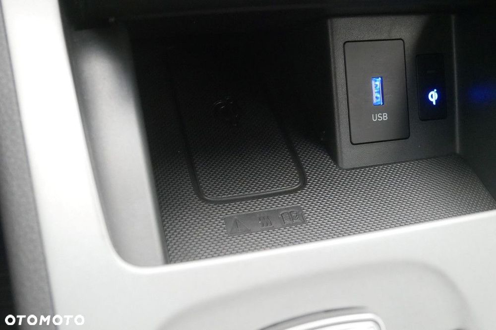 Hyundai Kona 64kWh Executive - 27