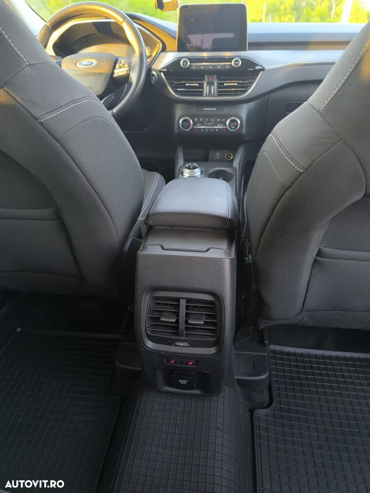 Ford Kuga 1.5 EcoBlue A8 FWD Titanium - 11