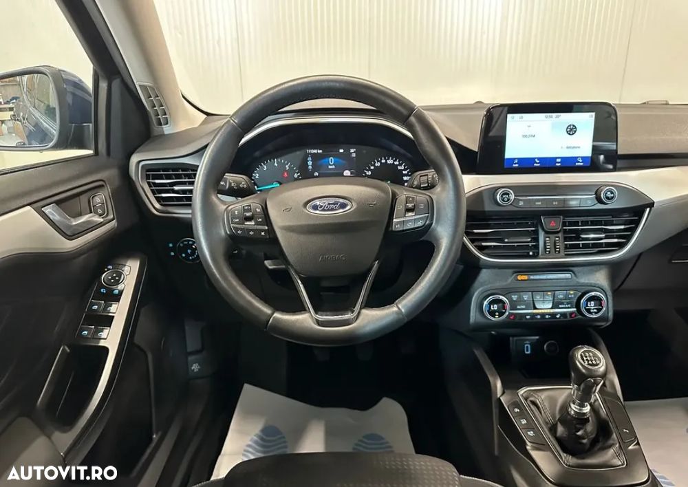 Ford Focus 1.0 EcoBoost Titanium - 8