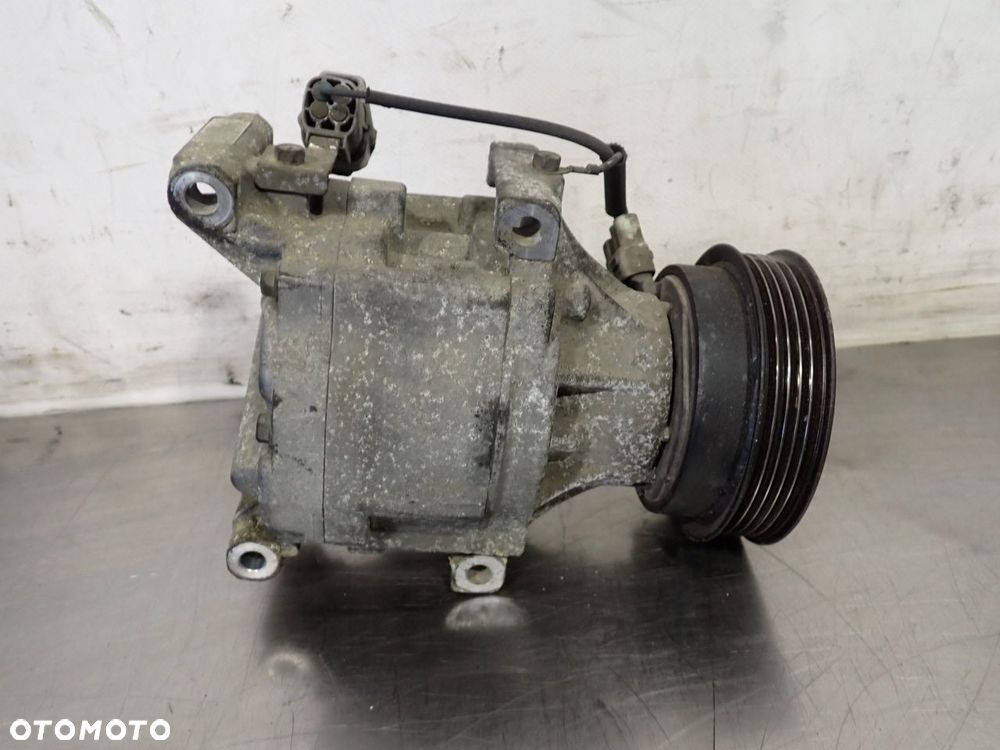 SPRĘŻARKA KLIMATYZACJI TOYOTA COROLLA E12 447220-6352 - 4