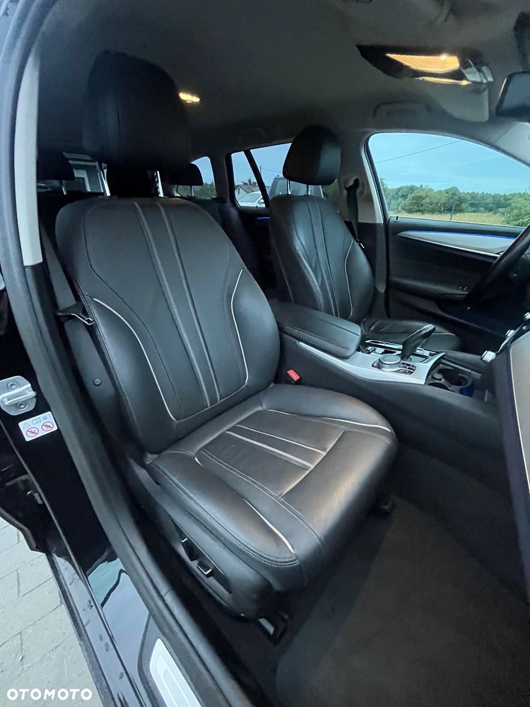 BMW Seria 5 518d mHEV Business Edition - 14