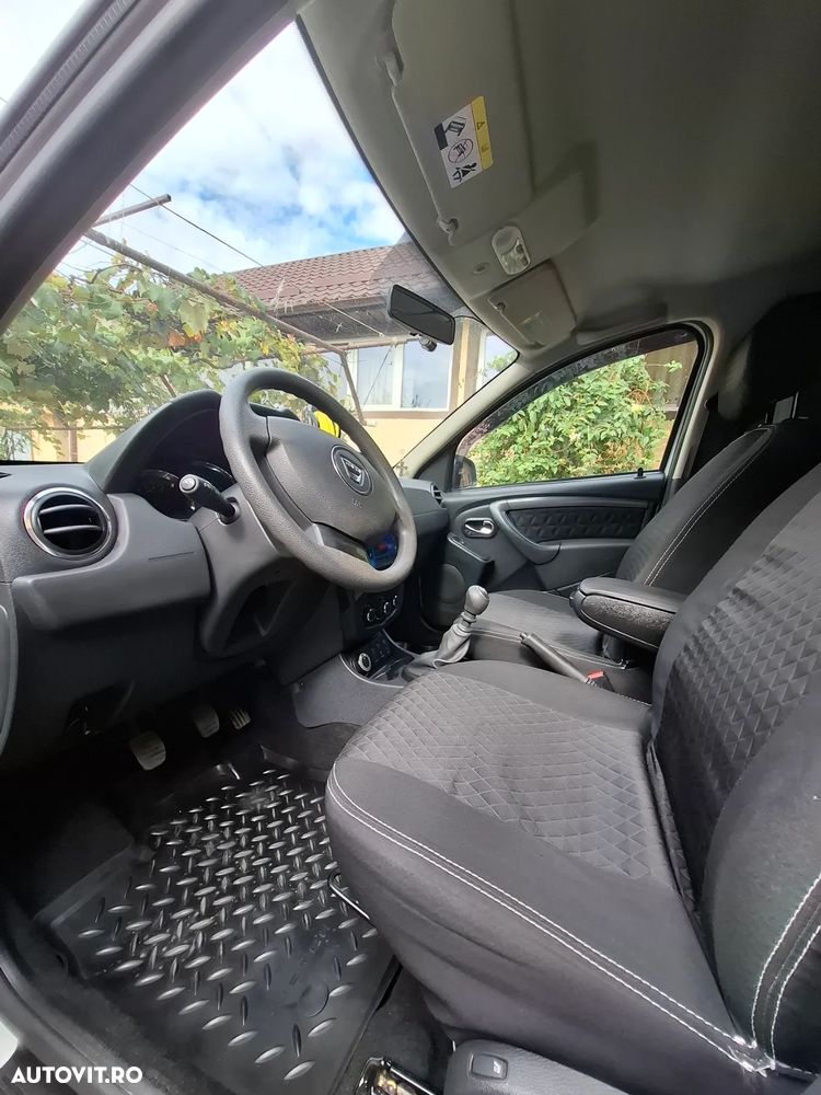 Dacia Duster 1.5 dCi 4x4 Laureate - 4