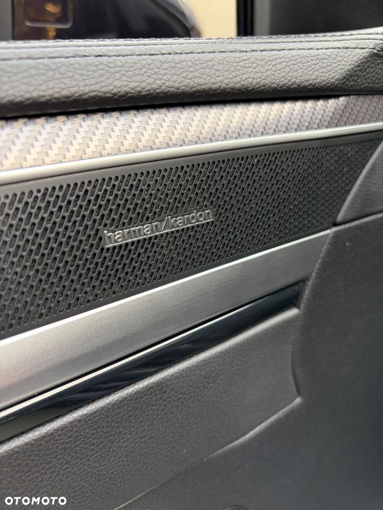 Volkswagen Arteon 2.0 TSI R-Line DSG - 29