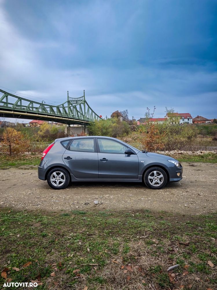 Hyundai i30 1.6 CRDI Classic - 10