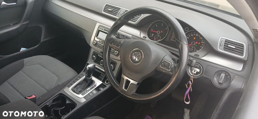 Volkswagen Passat 2.0 Blue TDI DSG SCR Comfortline - 7