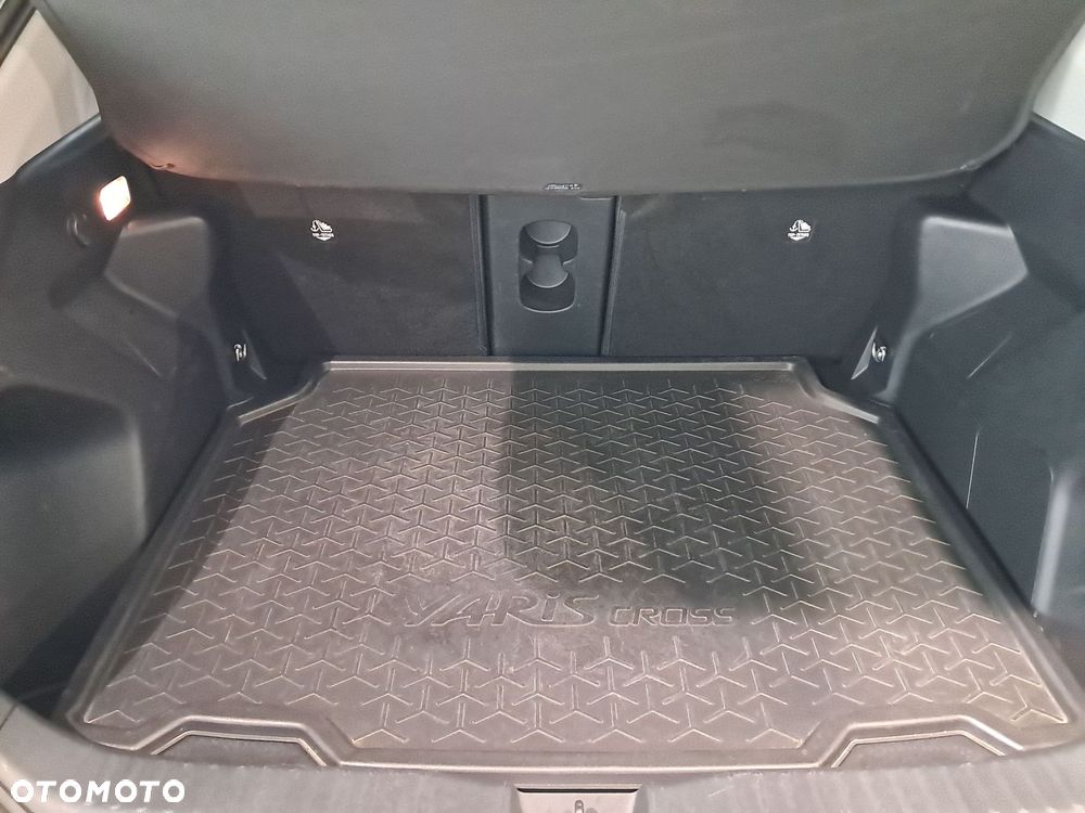 Toyota Yaris Cross Hybrid 1.5 Executive 4x4 - 11