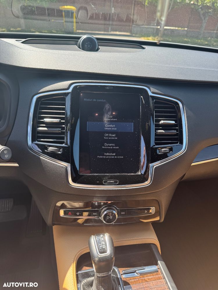 Volvo XC 90 T6 AWD Momentum - 2