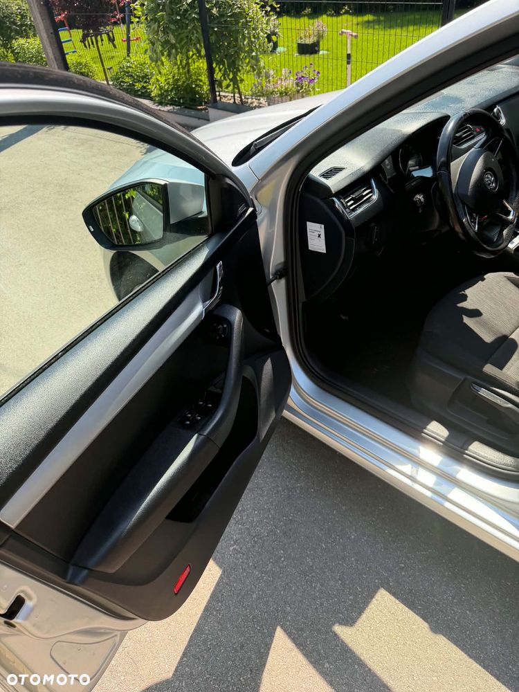 Skoda Octavia 2.0 TDI Style - 13