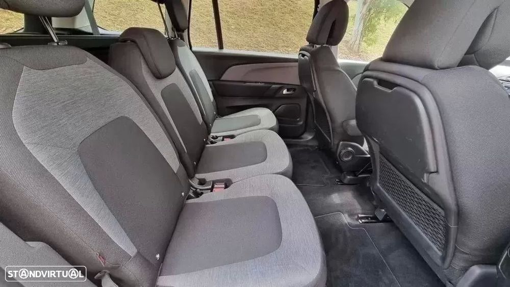 Citroën C4 Grand Picasso - 19