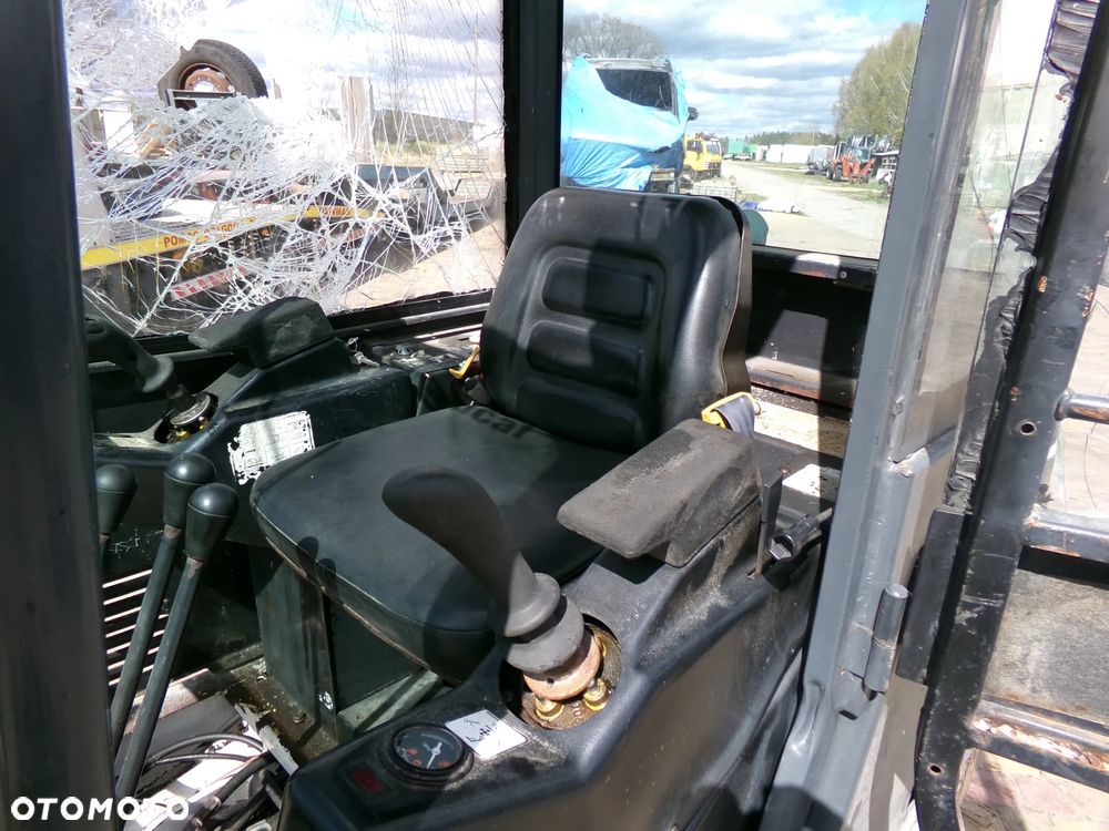 Bobcat x320 minikoparka - 6