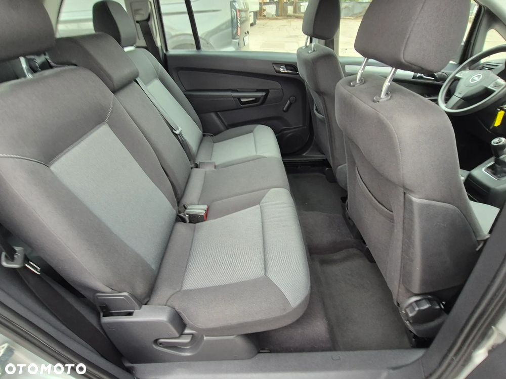 Opel Zafira 1.8 Innovation - 31