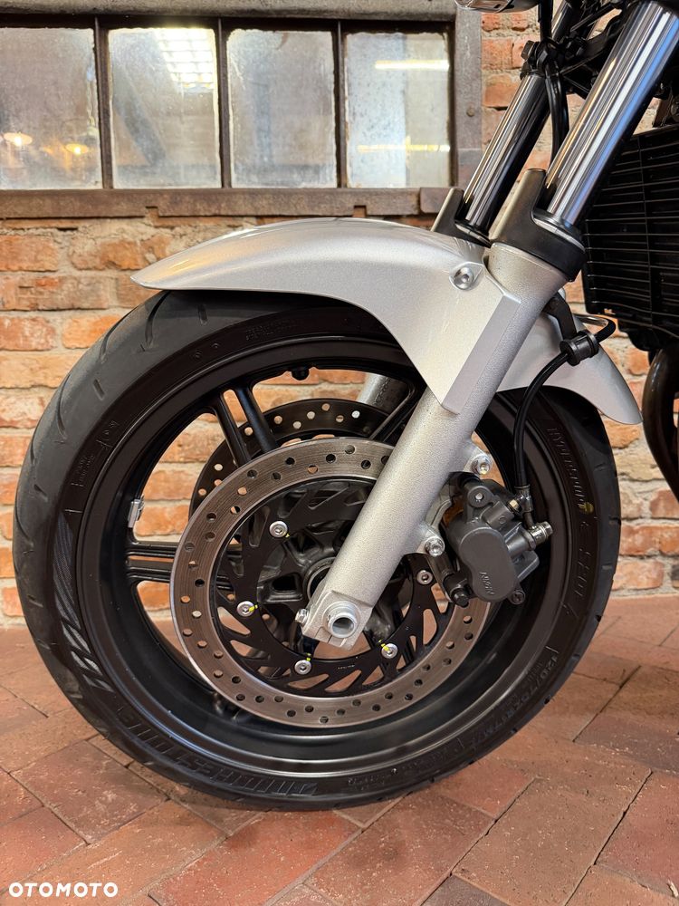 Honda CBF - 9