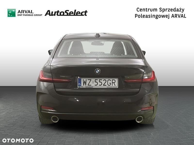 BMW Seria 3 320d mHEV - 5