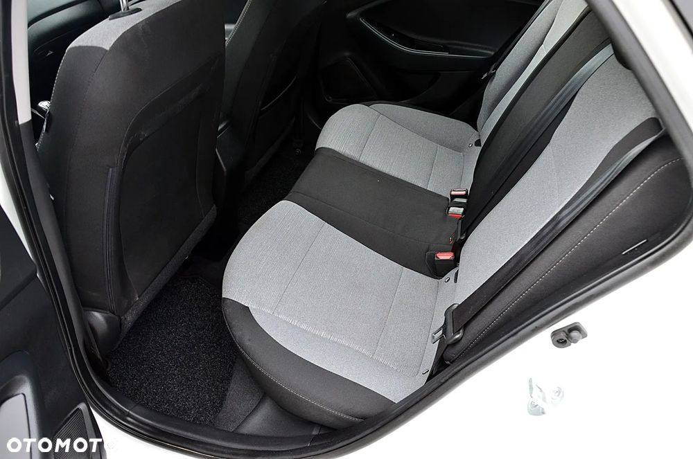 Hyundai i20 1.2 BlueDrive Go - 15
