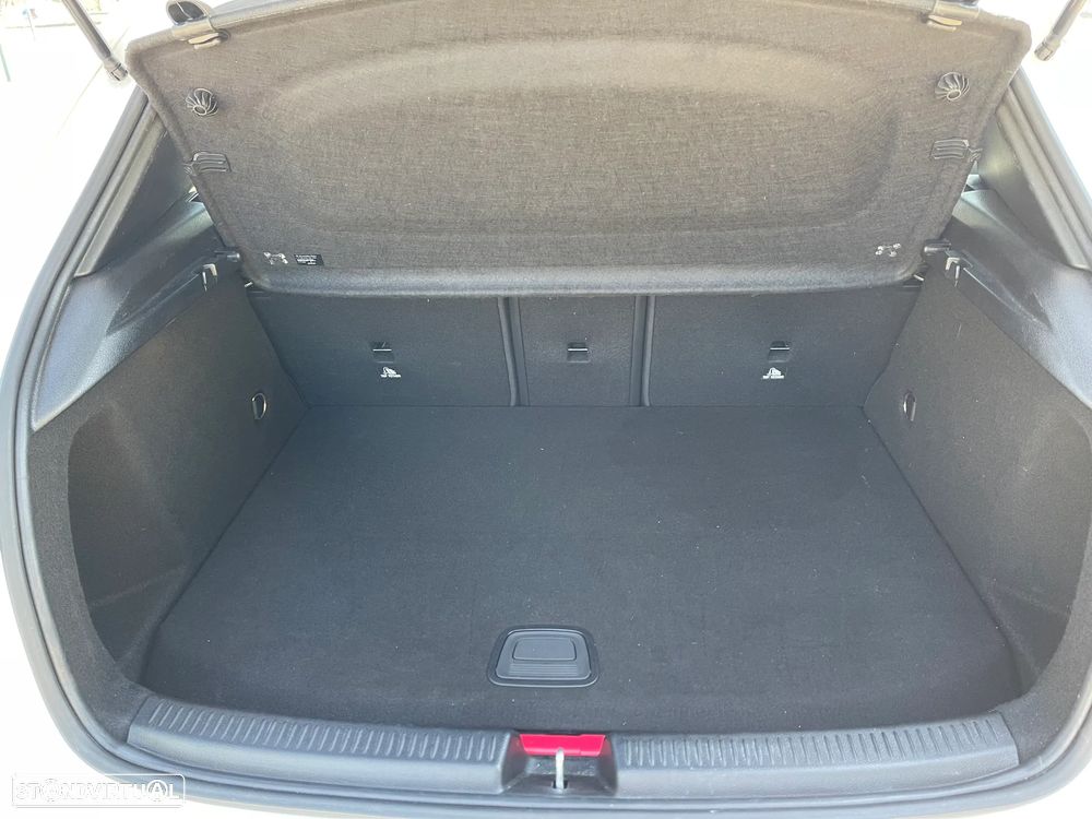 Mercedes-Benz A 250 - 8