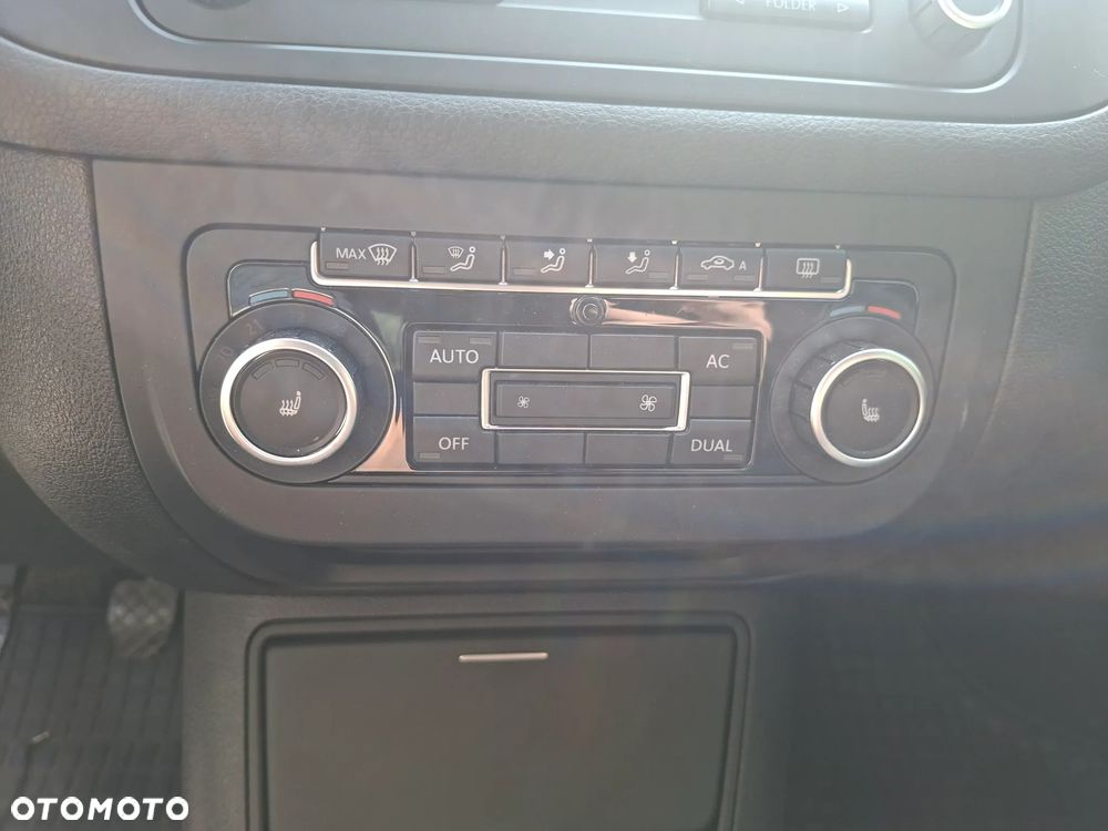 Volkswagen Golf Plus 1.6 TDI Comfortline - 6