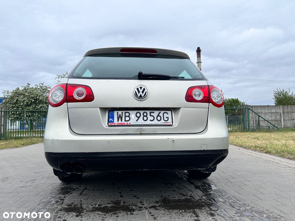 Volkswagen Passat 2.0 TDI DPF Comfortline DSG - 8