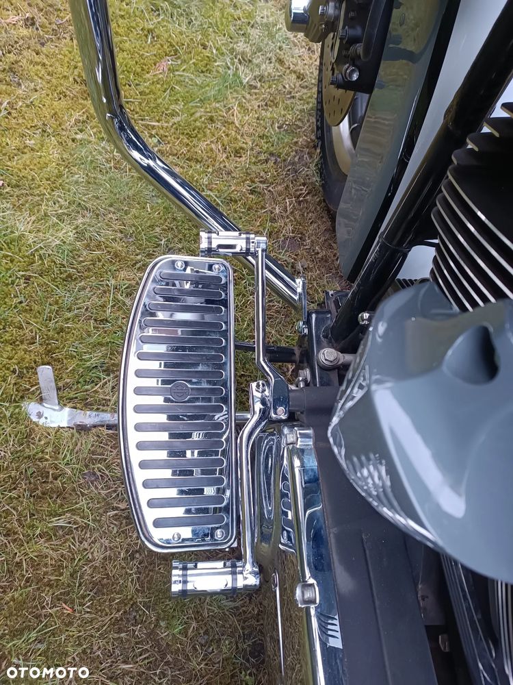 Harley-Davidson Touring Road Glide - 20