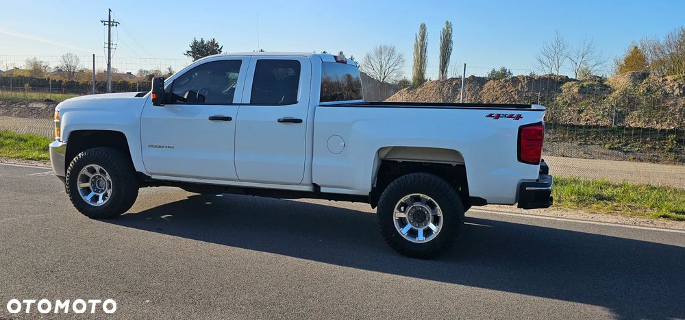 Chevrolet Silverado - 8