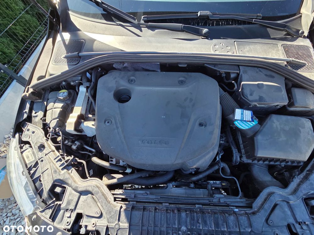 Volvo V60 D3 Momentum - 16