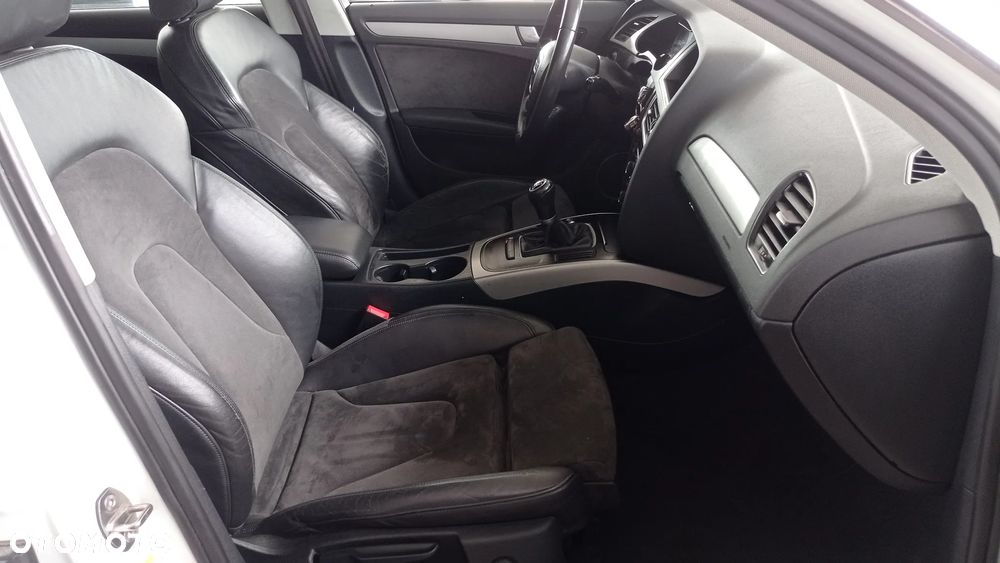 Audi A4 Avant 2.0 TFSI Attraction - 36