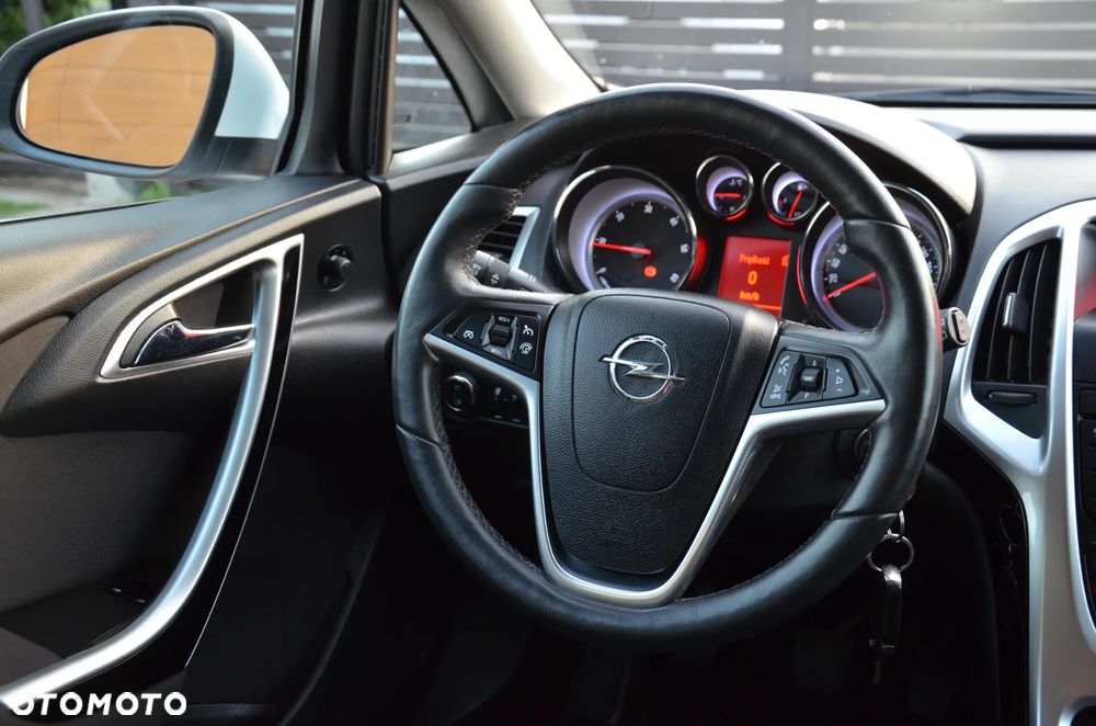Opel Astra 2.0 CDTI DPF ecoFLEX SportsTourer Start/Stop Active - 21