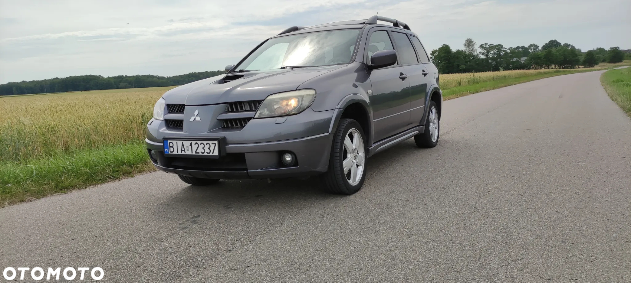 Mitsubishi Outlander 2.0 Turbo - 2