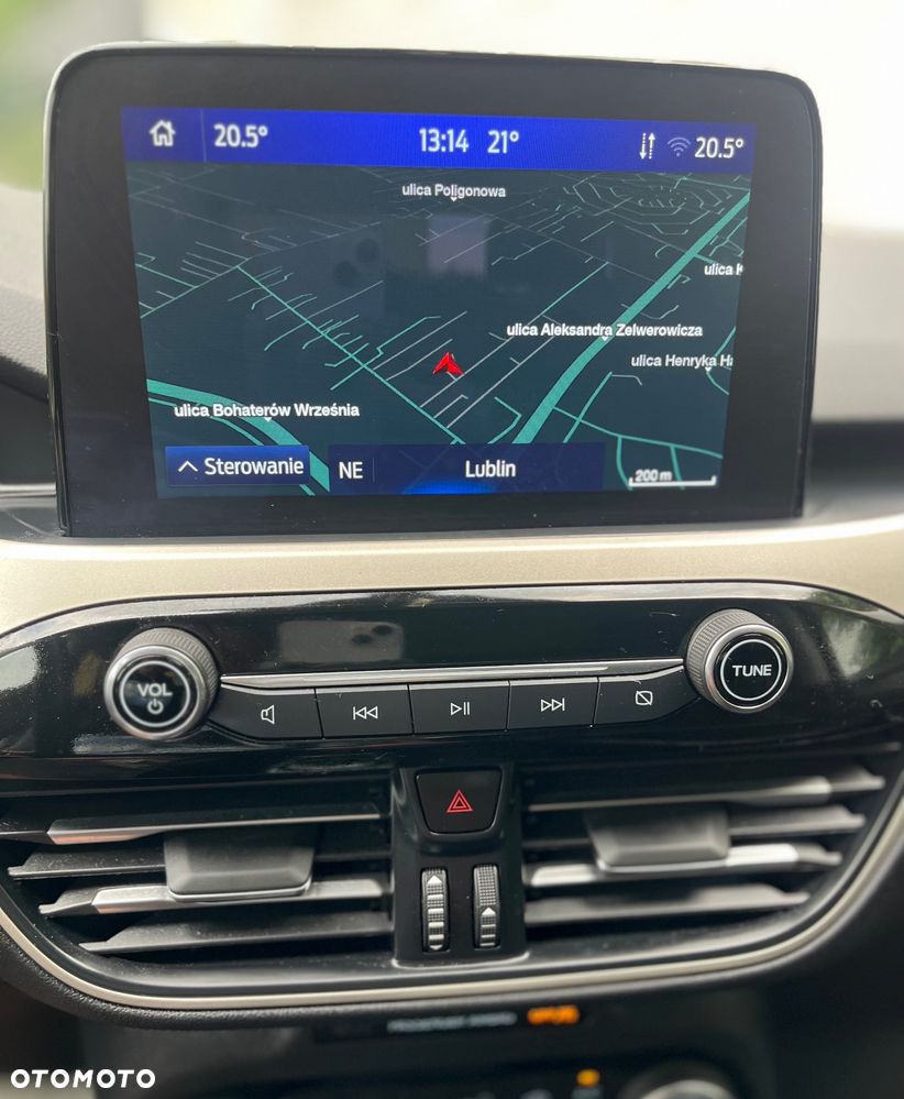 Ford Kuga 2.5 FHEV FWD Titanium X - 29