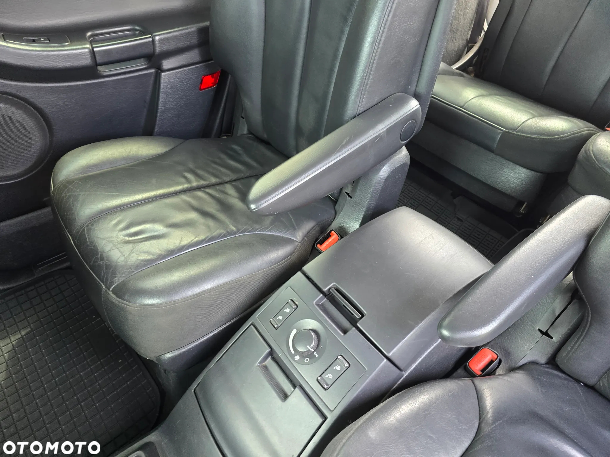 Chrysler Pacifica 3.5 AWD - 19